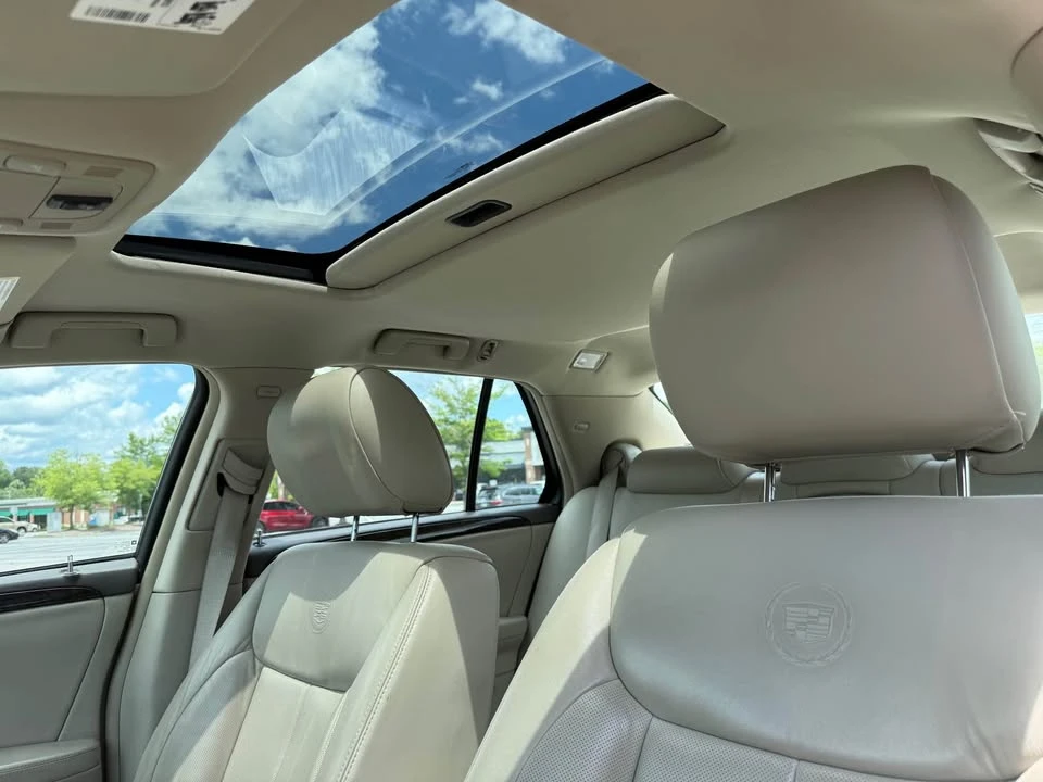 2009 Cadillac DTS - Image 7 of 9