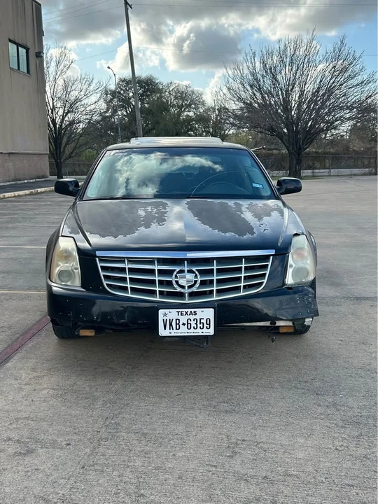 2009 Cadillac DTS - Image 16 of 19