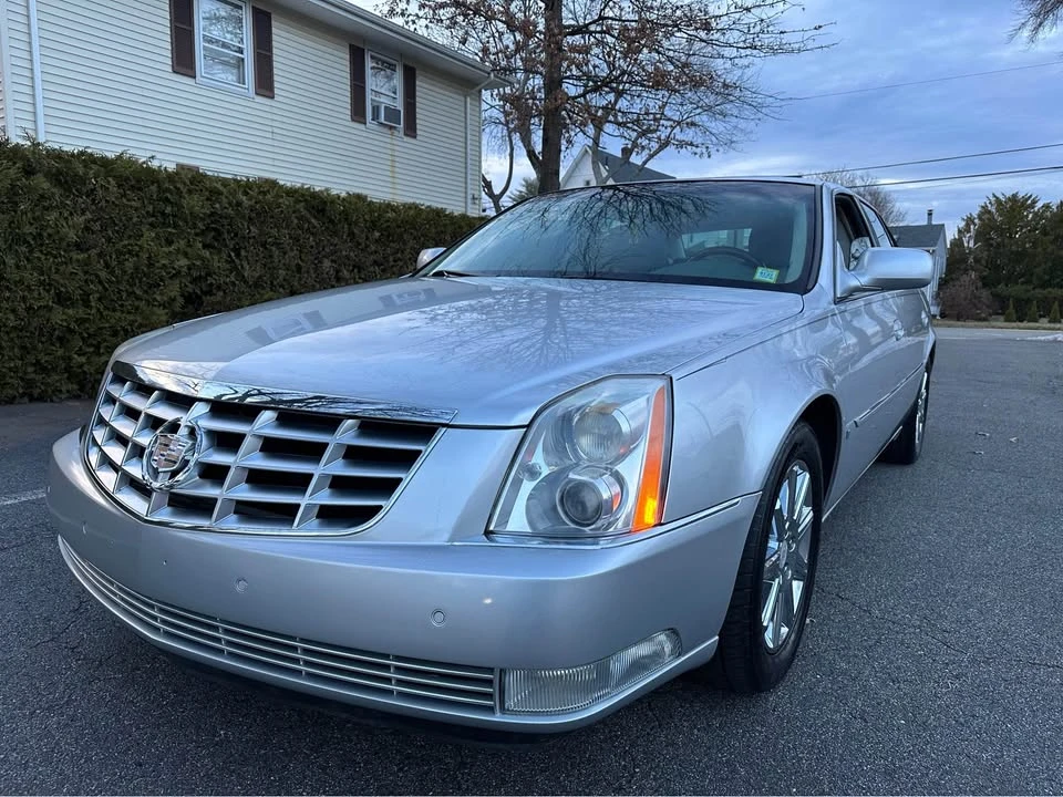 2009 Cadillac DTS - Image 3 of 20