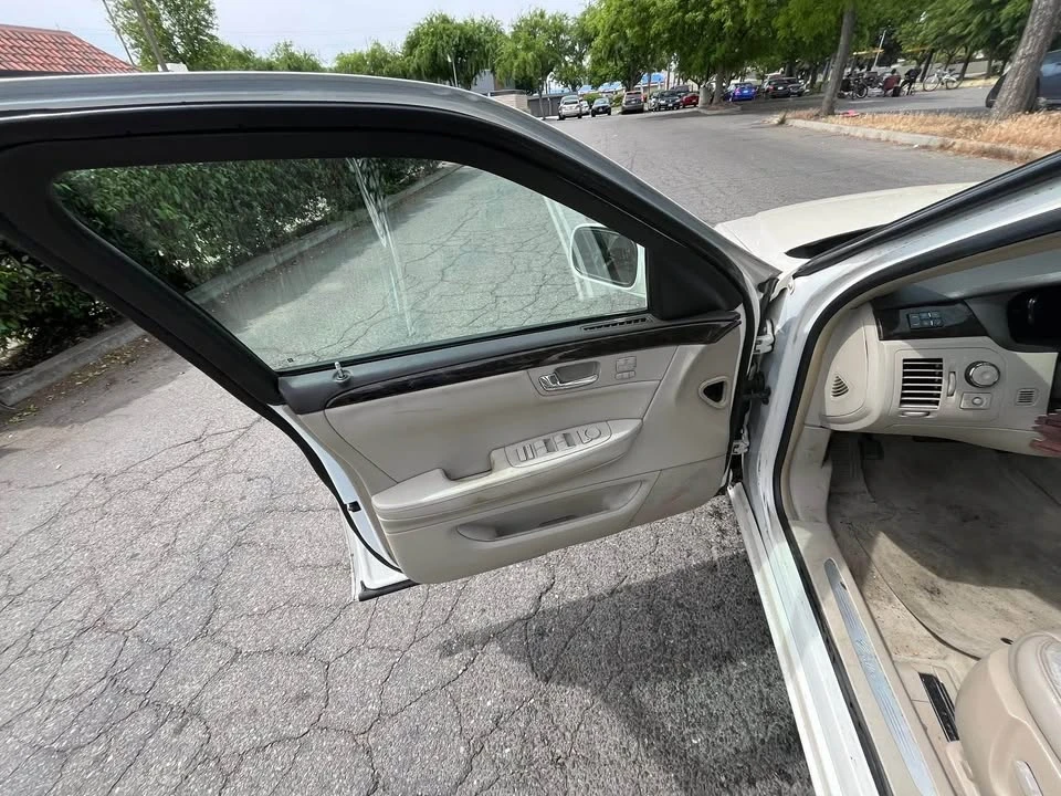 2009 Cadillac DTS - Image 6 of 13