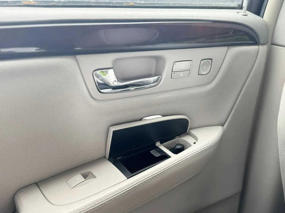 2009 Cadillac DTS - Image 20 of 20