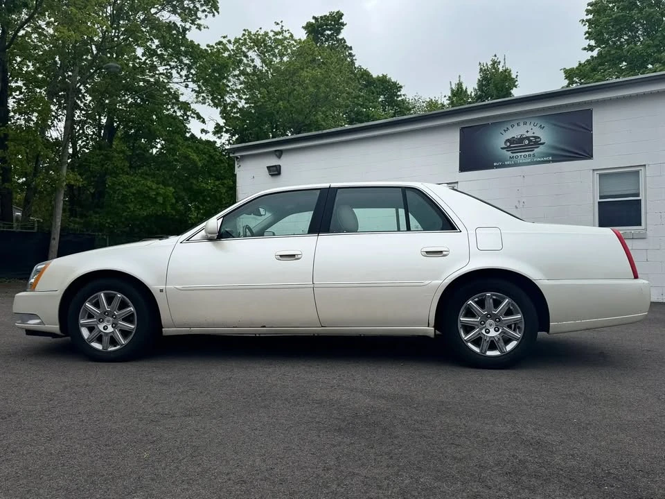 2009 Cadillac DTS - Image 8 of 20