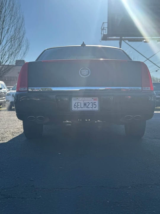 2009 Cadillac DTS - Image 6 of 19