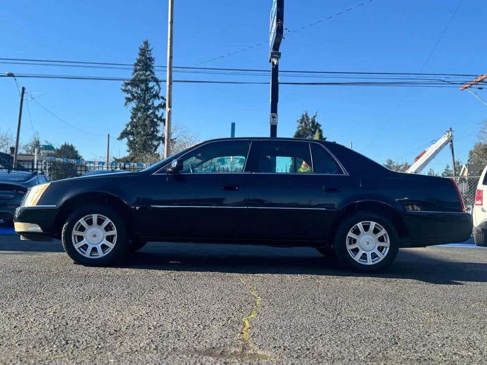 2009 Cadillac DTS - Image 16 of 19