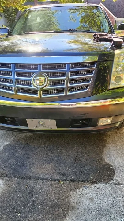 2009 Cadillac Escalade & EXT 3rd Gen - Image 9 of 13