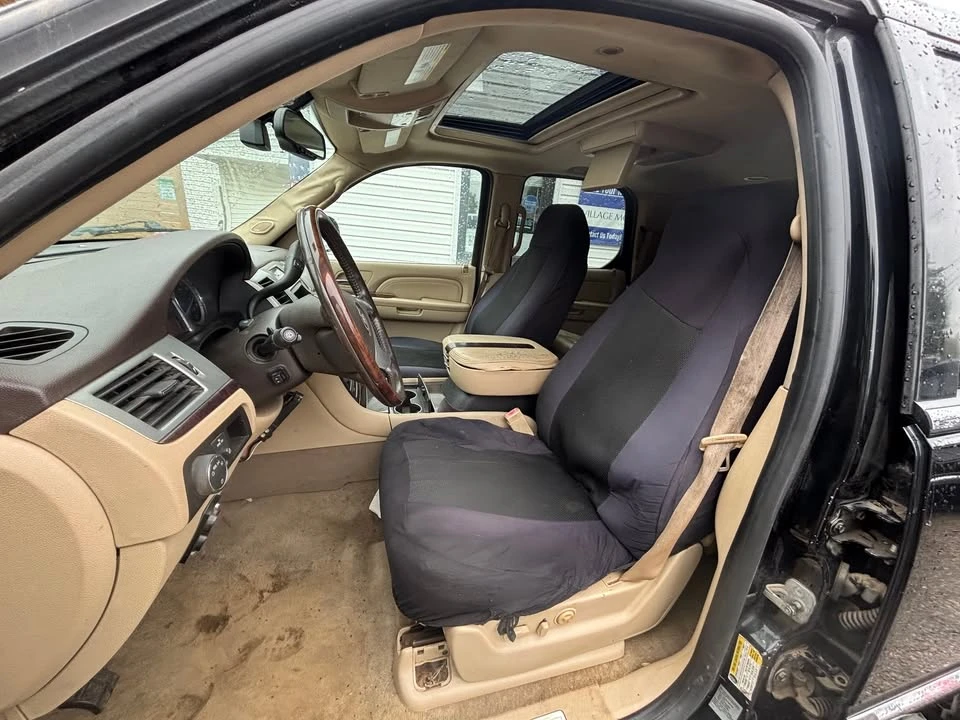 2009 Cadillac Escalade & EXT 3rd Gen - Image 13 of 13