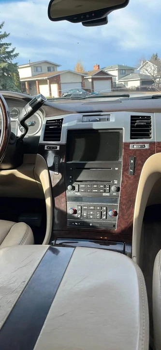 2009 Cadillac Escalade & EXT 3rd Gen - Image 8 of 11