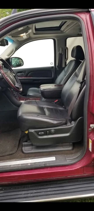 2009 Cadillac Escalade & EXT 3rd Gen - Image 5 of 8