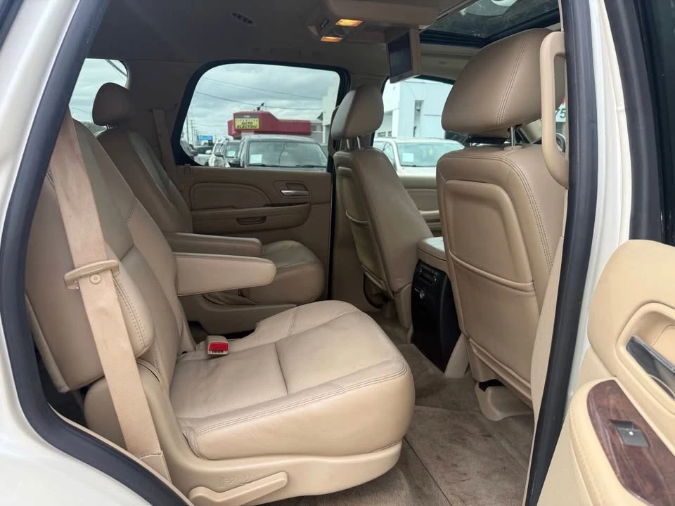 2009 Cadillac Escalade & EXT 3rd Gen - Image 13 of 20