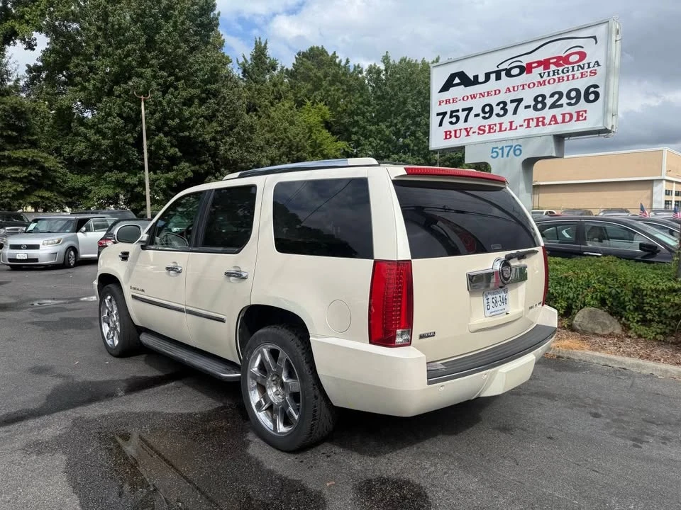2009 Cadillac Escalade & EXT 3rd Gen - Image 3 of 20