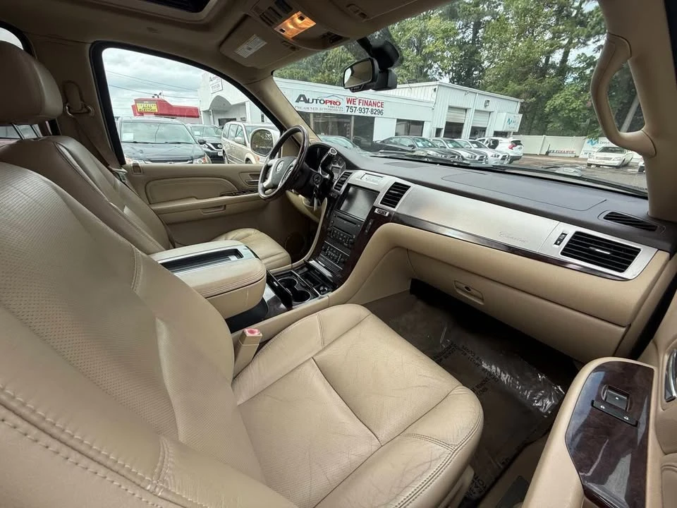 2009 Cadillac Escalade & EXT 3rd Gen - Image 20 of 20