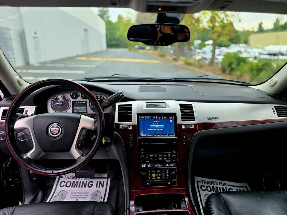 2009 Cadillac Escalade & EXT 3rd Gen - Image 10 of 20