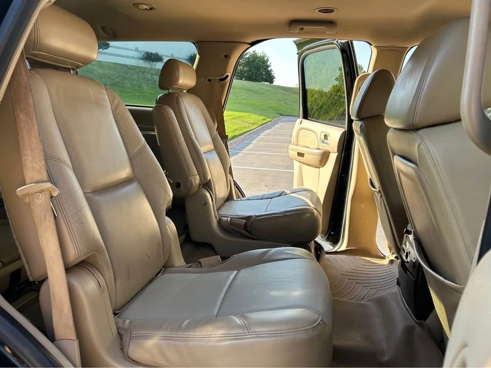 2009 Cadillac Escalade & EXT 3rd Gen - Image 8 of 14