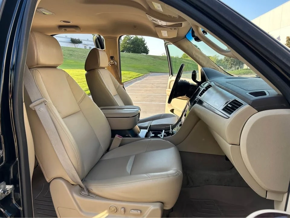 2009 Cadillac Escalade & EXT 3rd Gen - Image 6 of 14