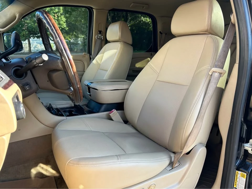 2009 Cadillac Escalade & EXT 2nd Gen - Image 5 of 13