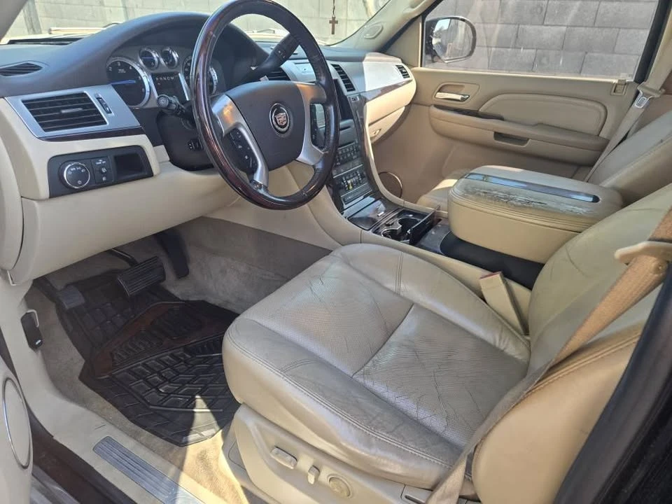 2009 Cadillac Escalade & EXT 3rd Gen - Image 9 of 9
