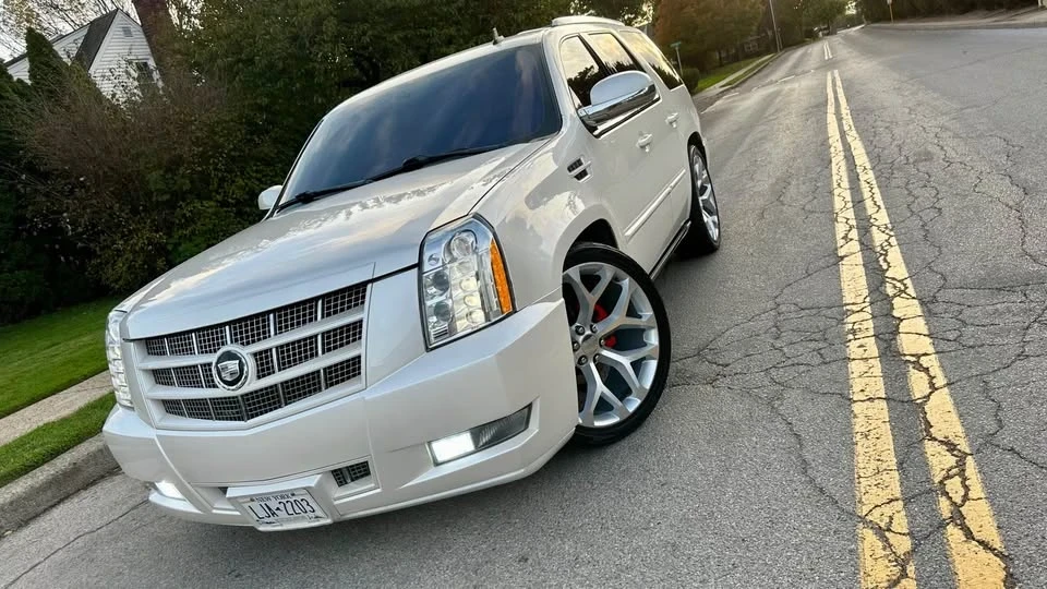 2009 Cadillac Escalade & EXT 3rd Gen - Image 17 of 19