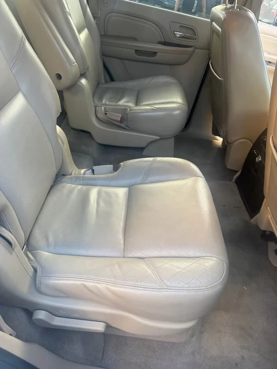 2009 Cadillac Escalade & EXT 3rd Gen - Image 10 of 10