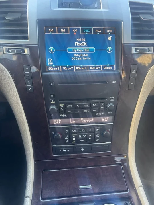 2009 Cadillac Escalade & EXT 3rd Gen - Image 5 of 10