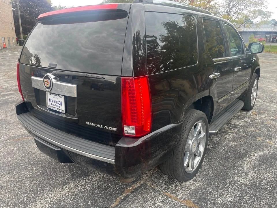 2009 Cadillac Escalade & EXT 3rd Gen - Image 3 of 7