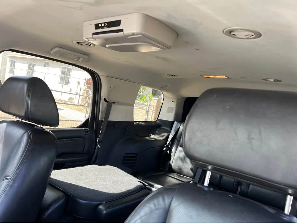 2009 Cadillac Escalade & EXT 3rd Gen - Image 7 of 8