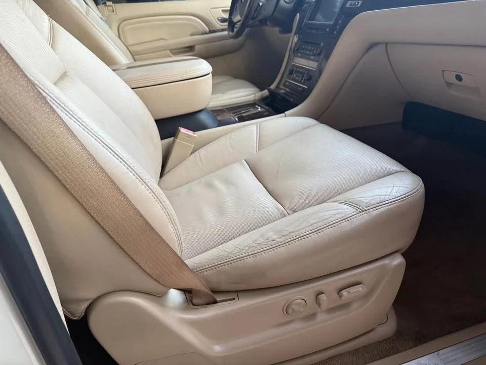 2009 Cadillac Escalade & EXT 3rd Gen - Image 11 of 11