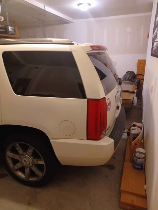 2009 Cadillac Escalade & EXT 3rd Gen - Image 3 of 3