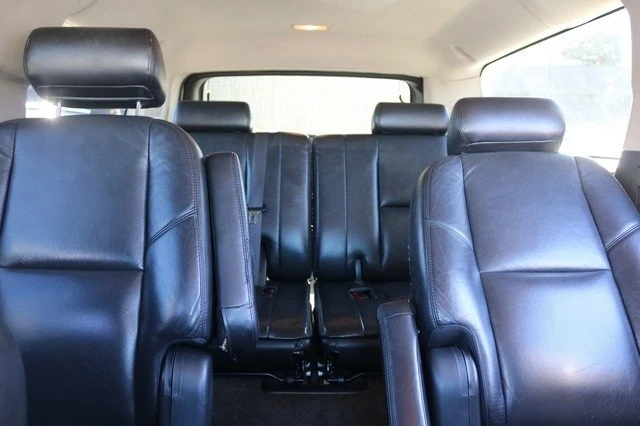 2009 Cadillac Escalade & EXT 3rd Gen - Image 11 of 16