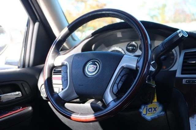 2009 Cadillac Escalade & EXT 3rd Gen - Image 13 of 16