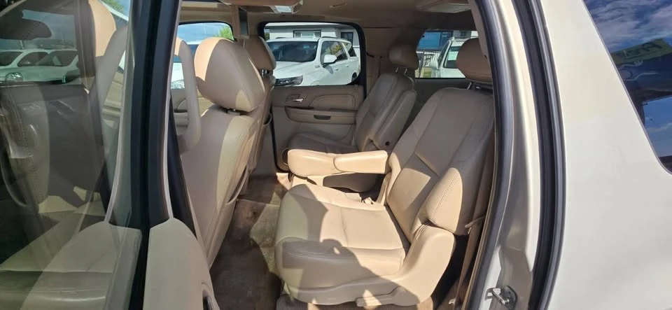 2009 Cadillac Escalade & EXT 3rd Gen - Image 13 of 20