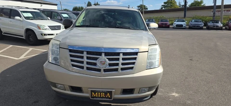 2009 Cadillac Escalade & EXT 3rd Gen - Image 8 of 20