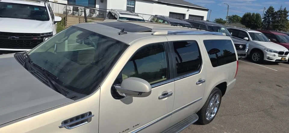 2009 Cadillac Escalade & EXT 3rd Gen - Image 9 of 20