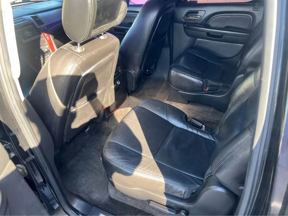 2009 Cadillac Escalade & EXT 3rd Gen - Image 6 of 6