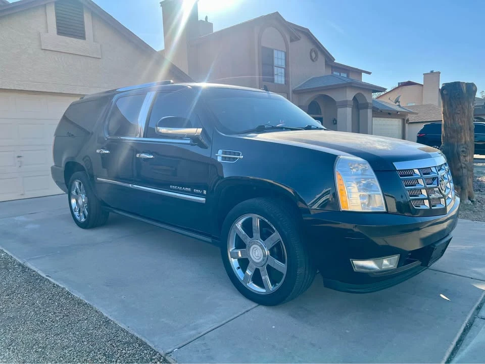 2009 Cadillac Escalade & EXT 3rd Gen - Image 4 of 6