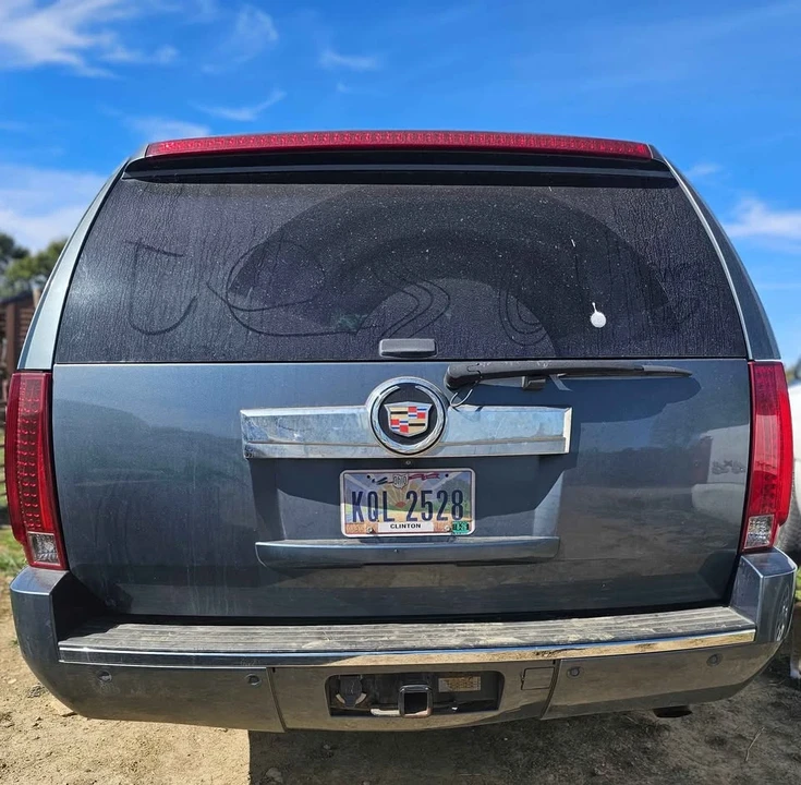 2009 Cadillac Escalade & EXT 3rd Gen - Image 2 of 4