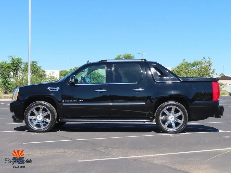 2009 Cadillac Escalade & EXT 3rd Gen - Image 10 of 10