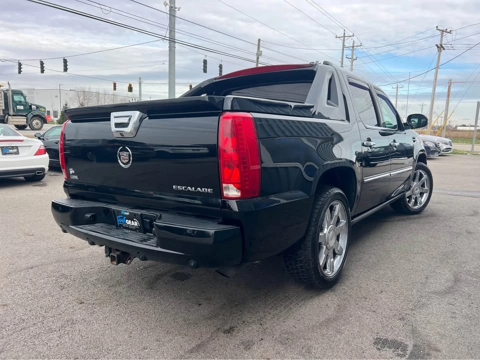 2009 Cadillac Escalade & EXT 3rd Gen - Image 3 of 18