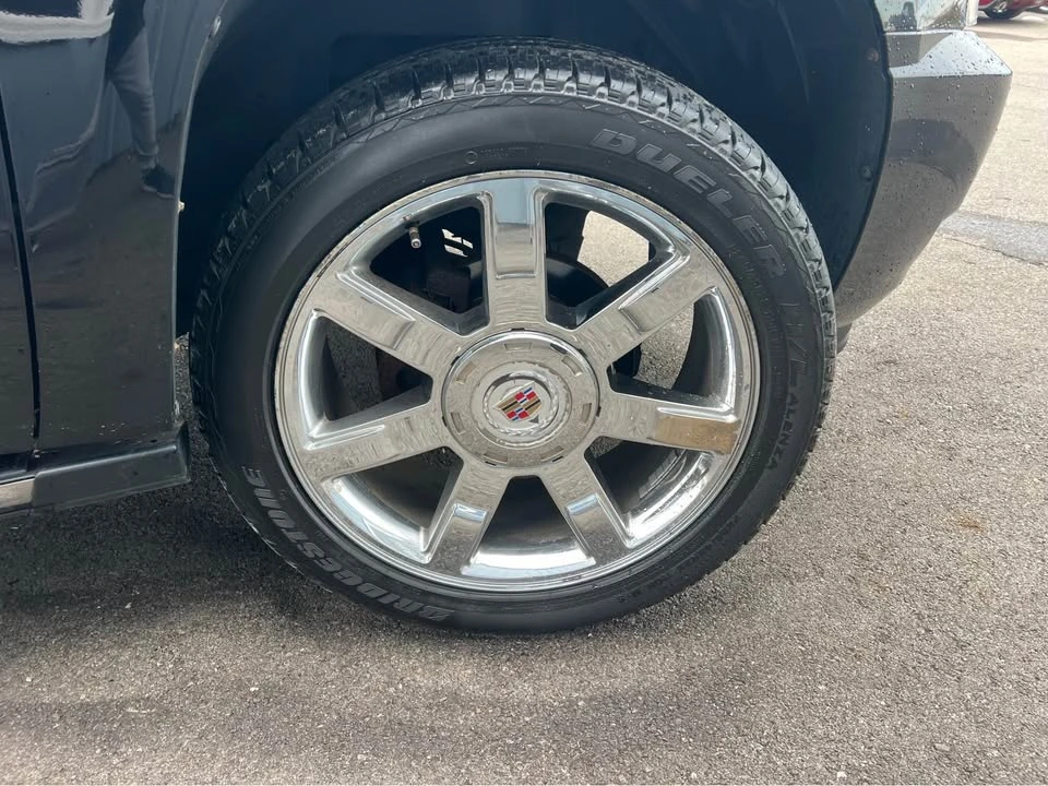 2009 Cadillac Escalade & EXT 3rd Gen - Image 7 of 18