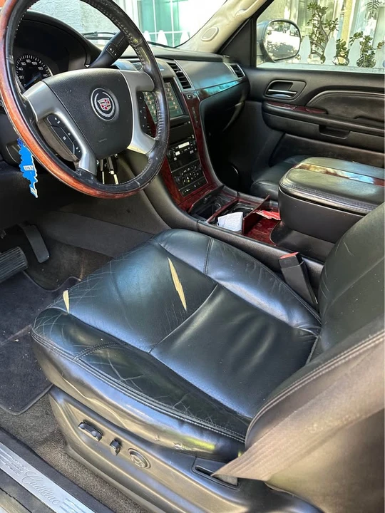 2009 Cadillac Escalade & EXT 3rd Gen - Image 11 of 12