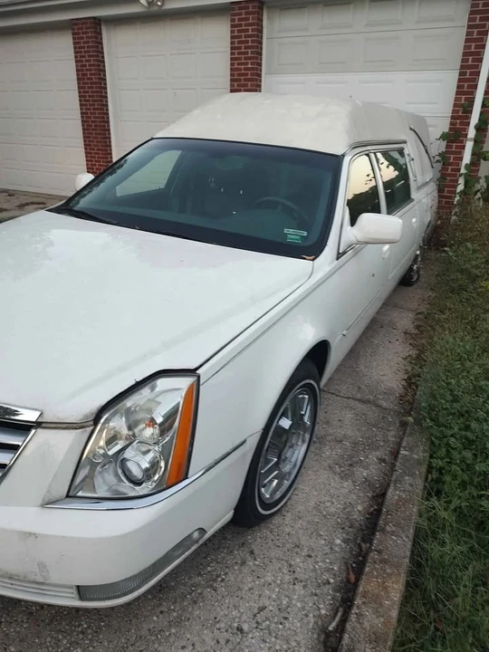 2009 Cadillac DTS - Image 5 of 5