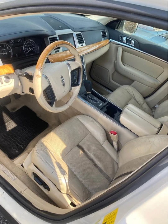 2009 Cadillac STS - Image 5 of 6