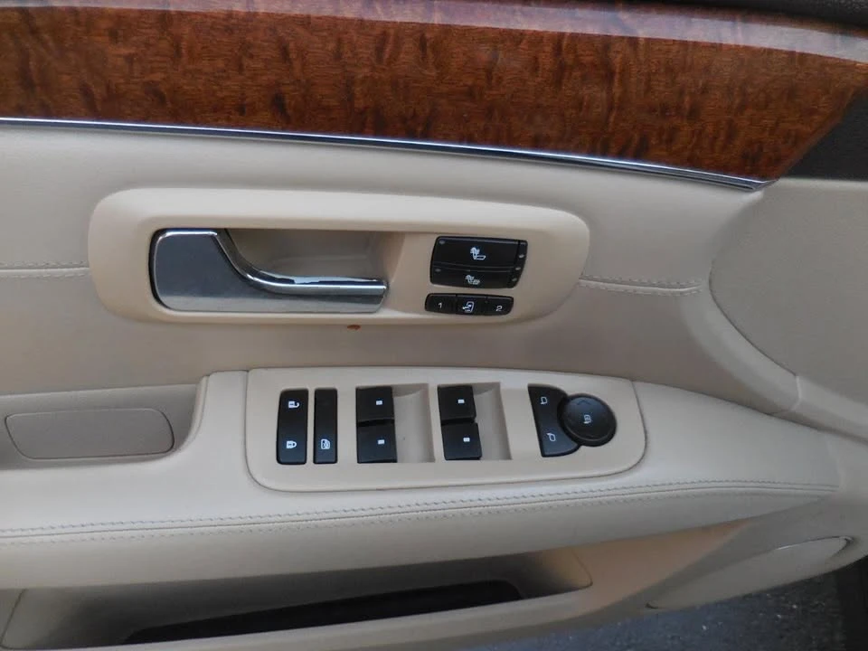 2009 Cadillac SRX - Image 19 of 20