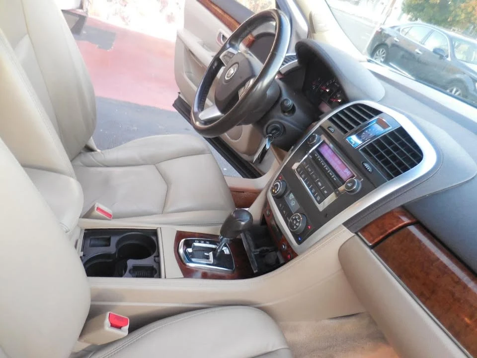 2009 Cadillac SRX - Image 12 of 20