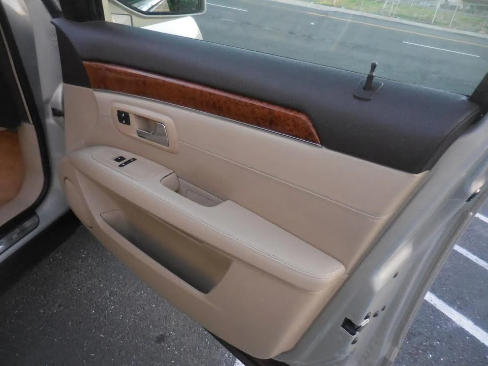 2009 Cadillac SRX - Image 15 of 20