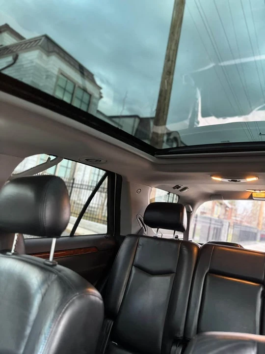 2009 Cadillac SRX - Image 3 of 13