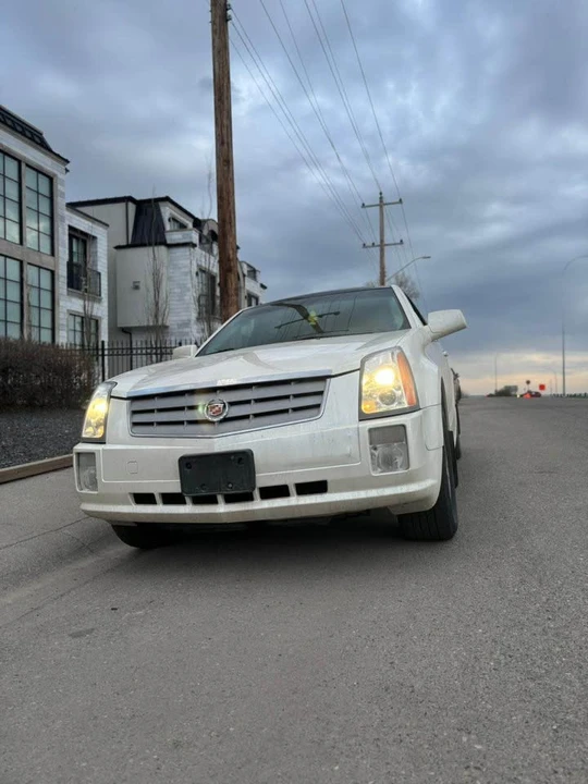 2009 Cadillac SRX - Image 9 of 13