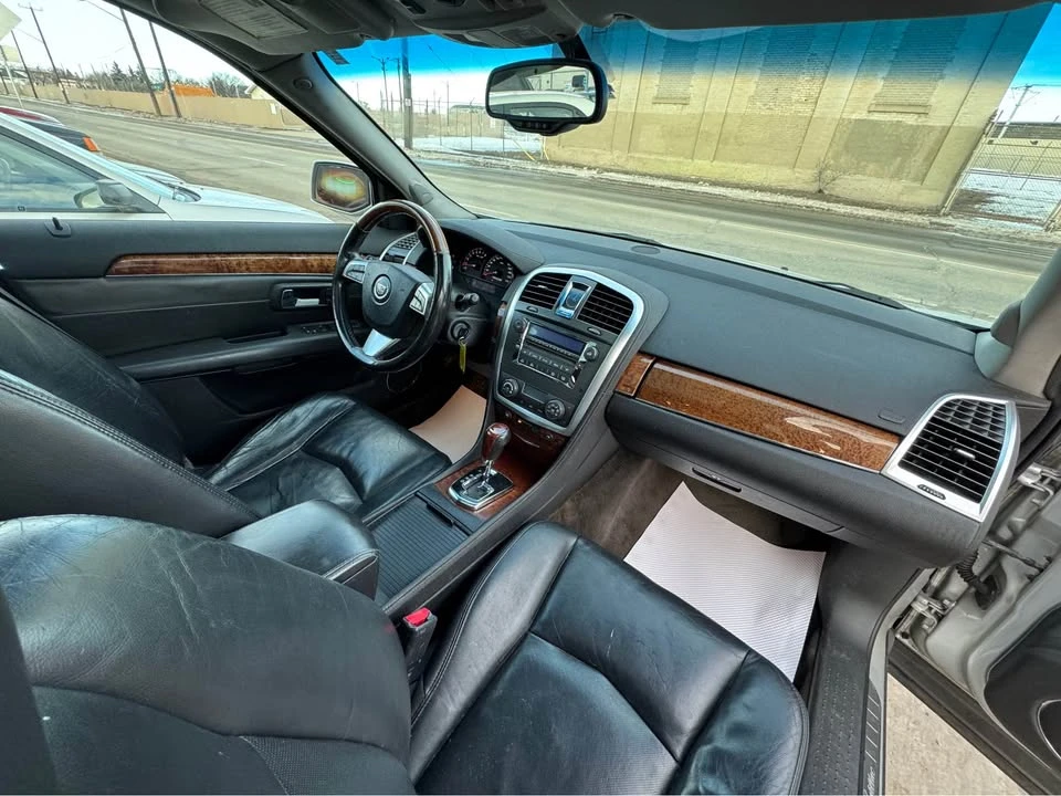 2009 Cadillac SRX - Image 15 of 18