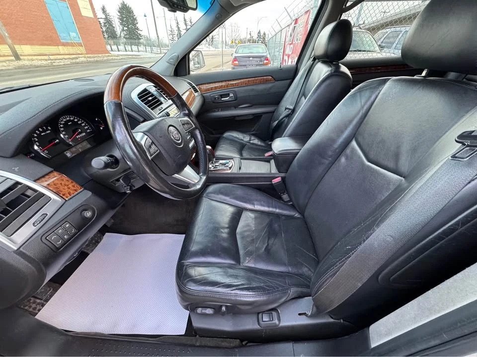 2009 Cadillac SRX - Image 11 of 18