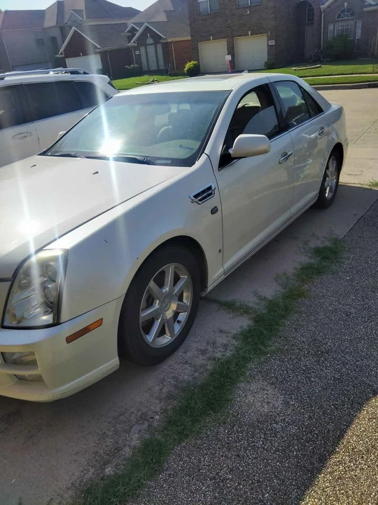 2009 Cadillac STS - Image 3 of 8