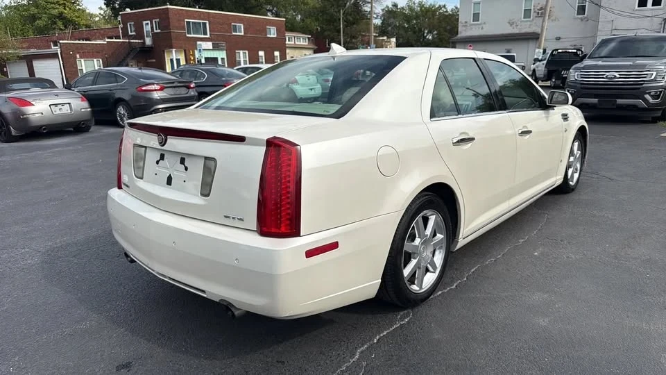 2009 Cadillac STS - Image 5 of 11